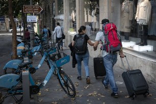  Tourists head to the airport in Jerusalem