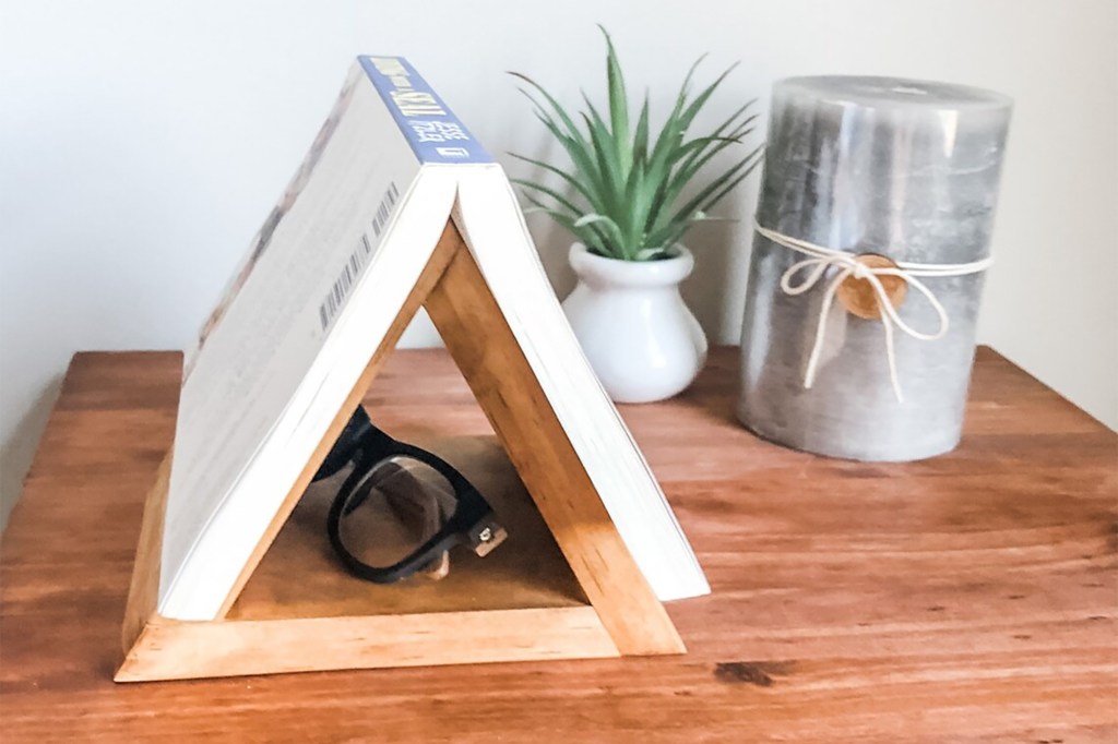 Wooden book holder