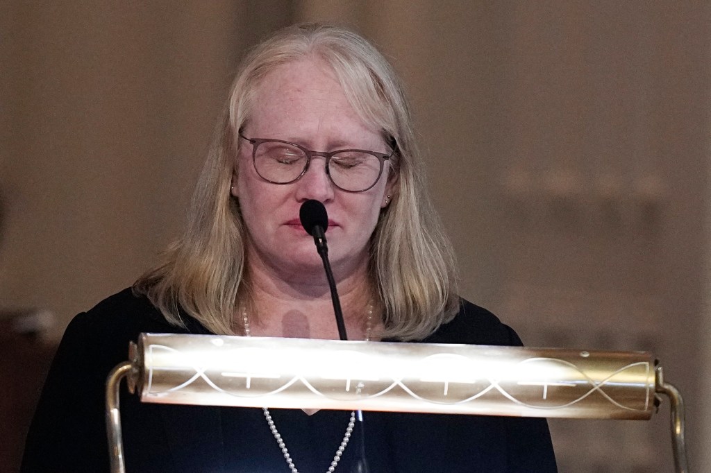 Amy Carter, daughter of former US President Jimmy Carter, speaks during the tribute service.