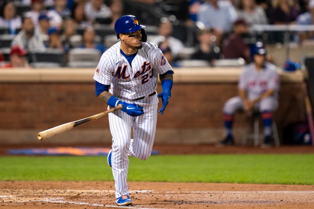 New York Metsâ Javier Baez (23) hits in the fourth inning of an MLB game against the Philadelphia Phillies, Sunday, Sept. 19, 2021, in Queens, NY. 