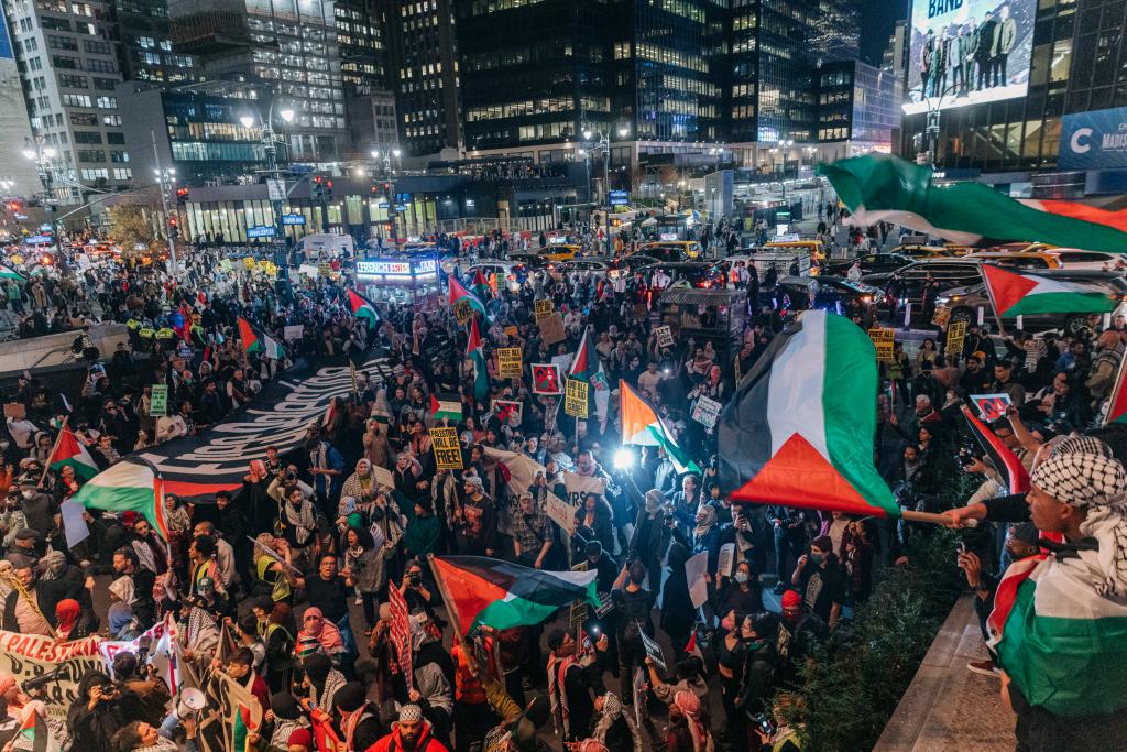 Protesters at Penn Station