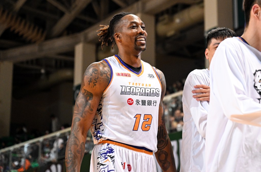 Dwight Howard #12 of the Taoyuan Leopards reacts at the court