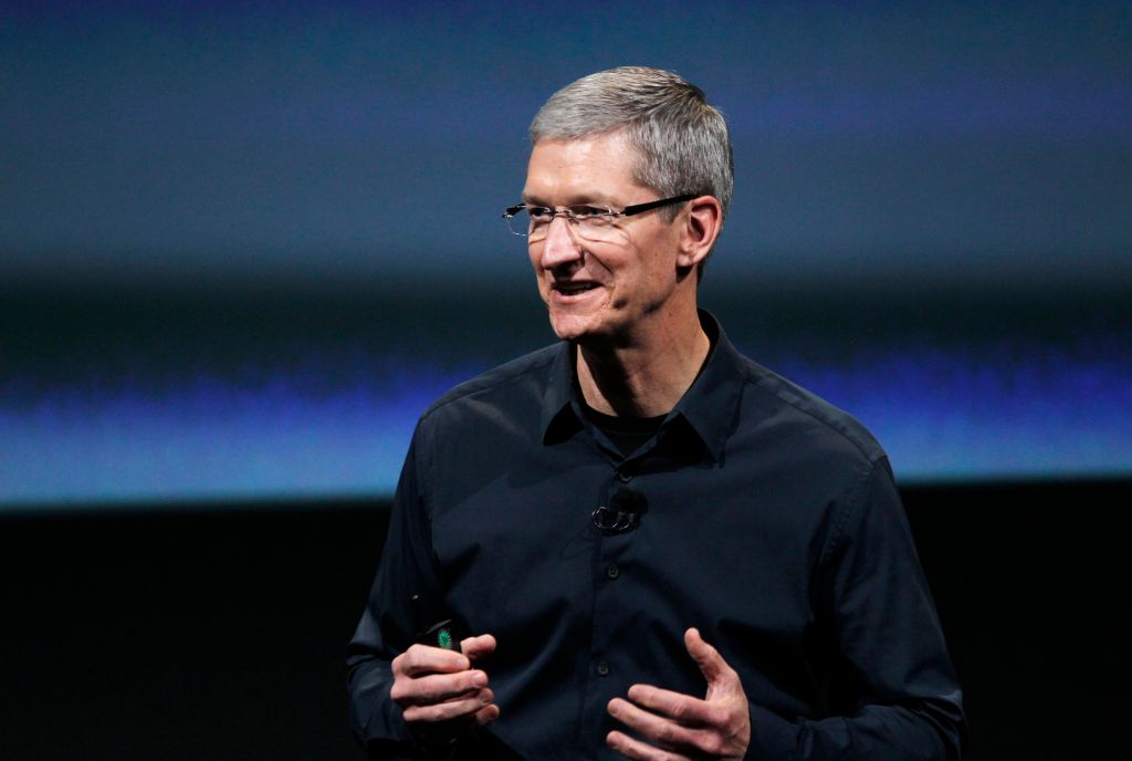 Apple CEO Tim Cook has said the solution to a bad iPhone-Android texting experience is to "buy your mom an iPhone."