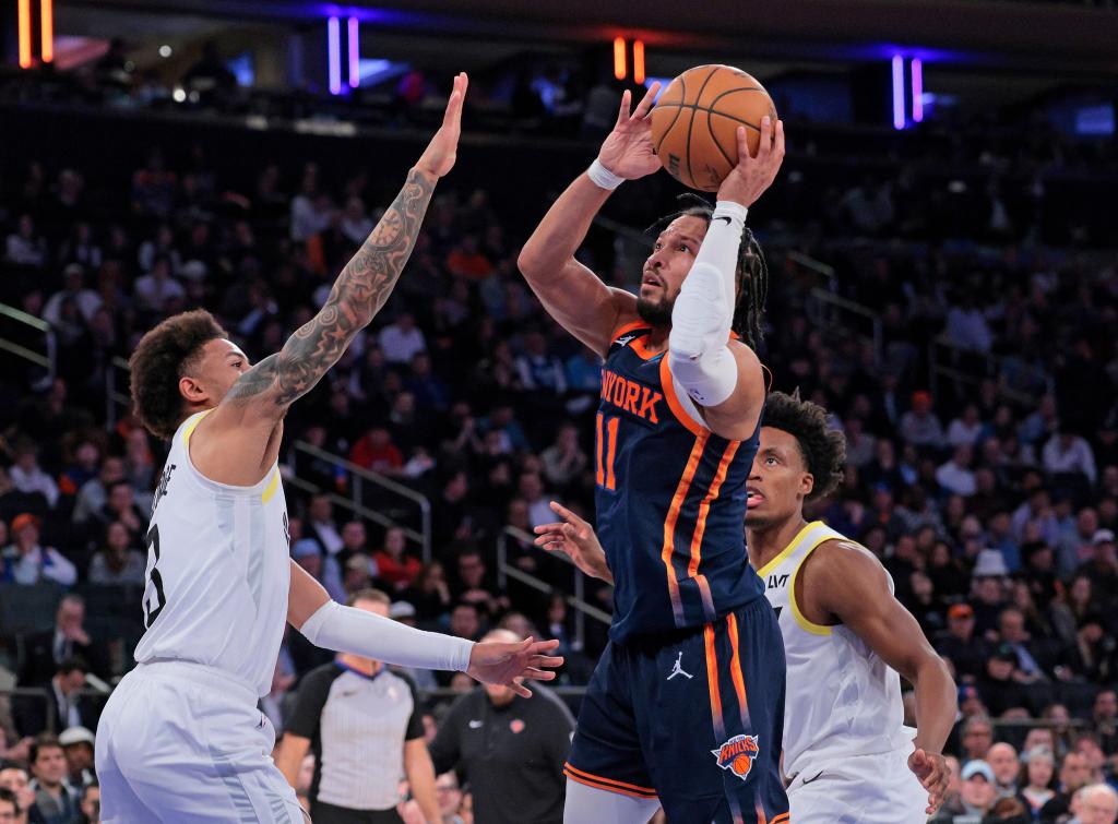 New York Knicks guard Jalen Brunson #11 drives to the basket as Utah Jazz guard Keyonte George #3 defends during the fourth quarter. The New York Knicks defeated the Utah Jazz 118-103.