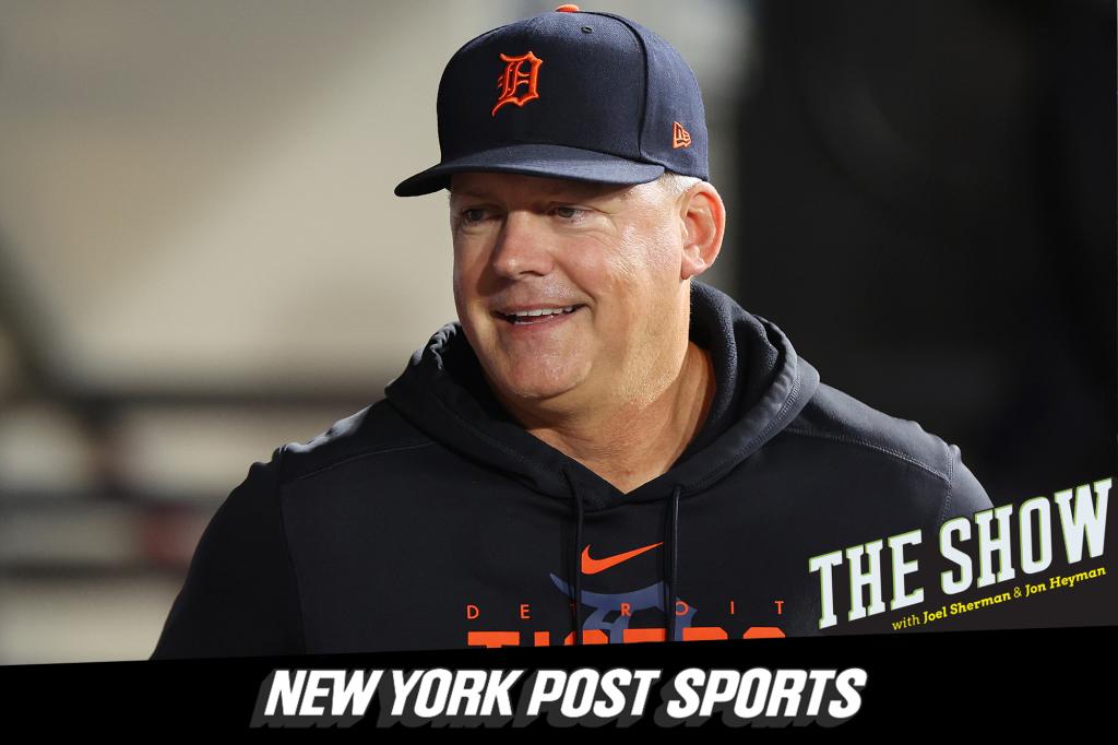 A.J. Hinch wearing a baseball cap.