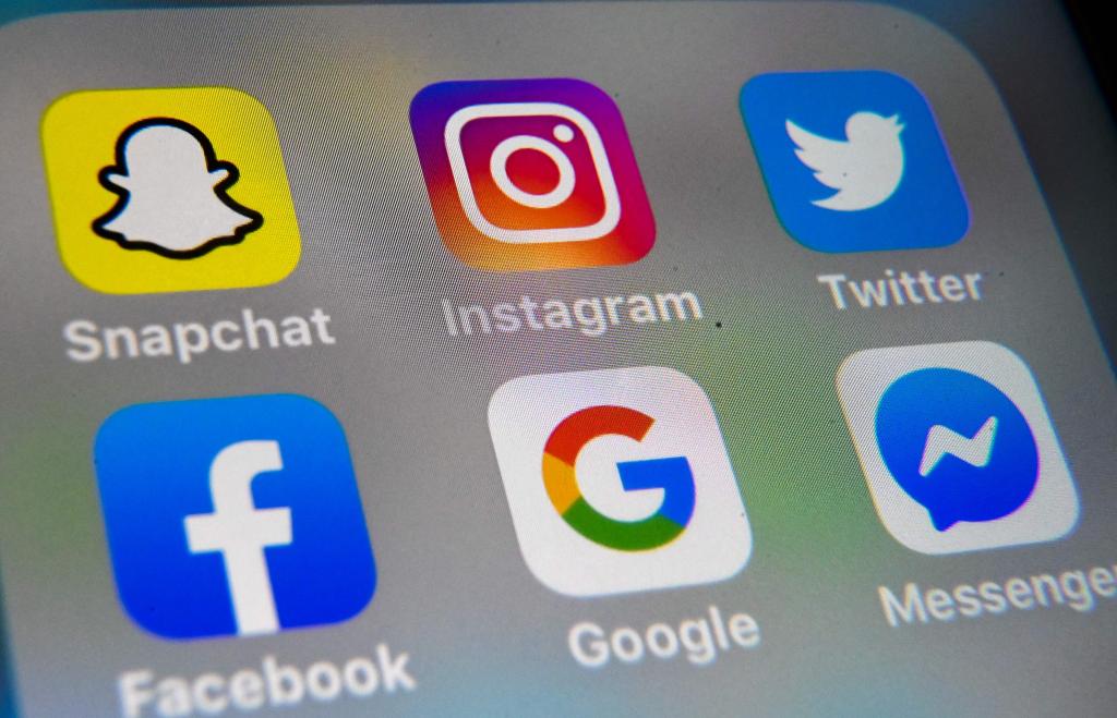 Popular apps like Facebook, LinkedIn, TikTok, and X are harvesting user information through notifications, even when the user opts not to open their alerts.