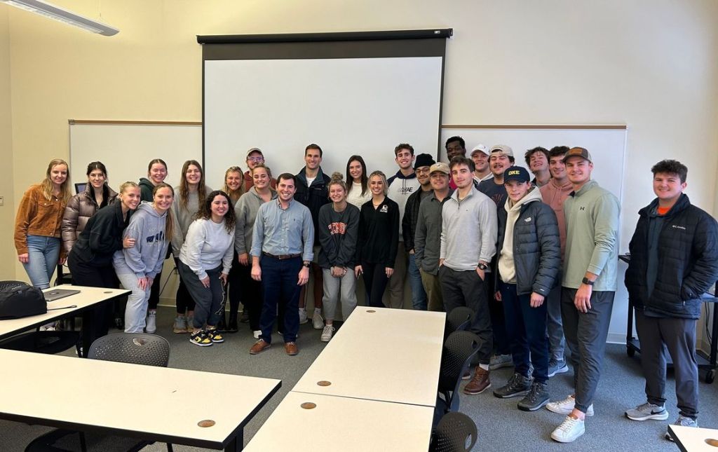 Minnesota Vikings quarterback Kirk Cousins visited a sports communication class at Hope College in Michigan.