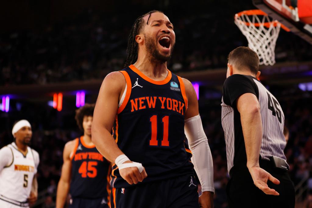 Jalen Brunson, who scored 21 points, celebrates during the Knicks' win.