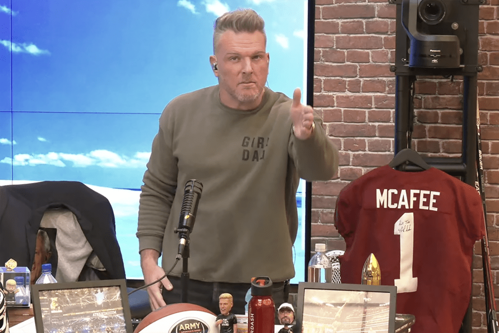 Pat McAfee announced Aaron Rodgers has done his last interview of season.