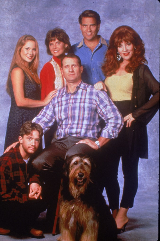 David Faustino, Christina Applegate, Amanda Bearse, Ed O'Neill, Ted McGinley and Katey Sagal.