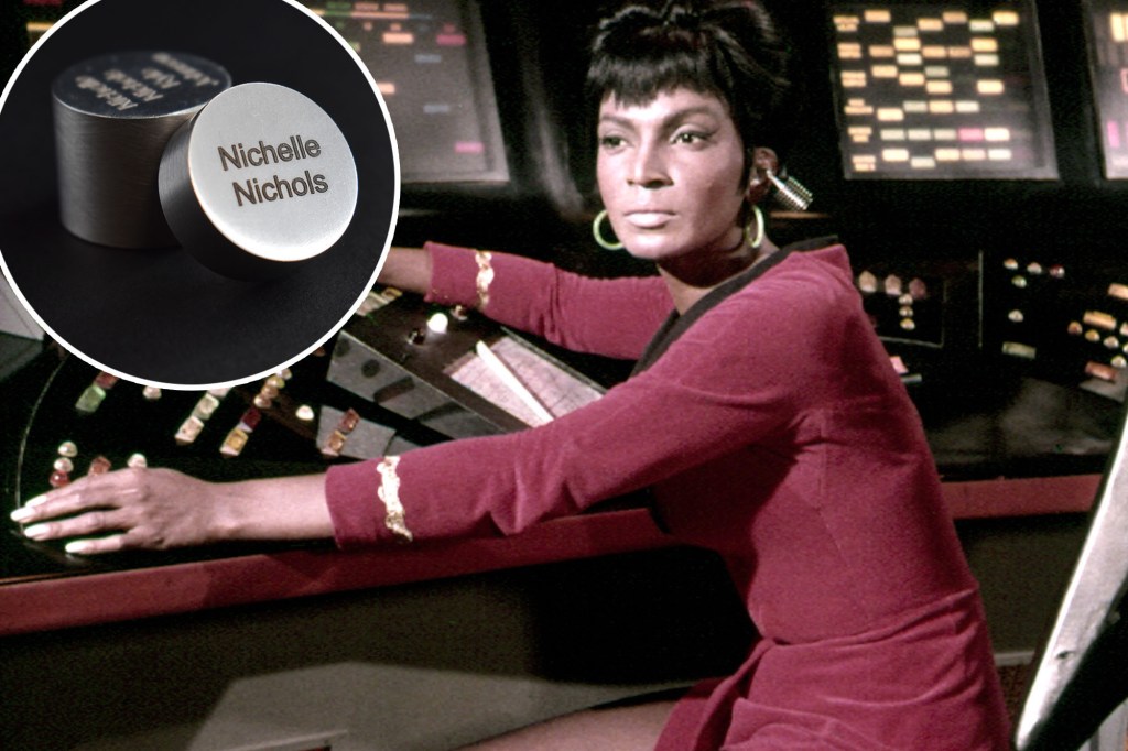 Nichelle Nichols as Lt. Uhura in "Star Trek"