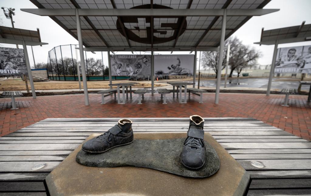 A bronze statue of legendary baseball pioneer Jackie Robinson was stolen from a park in Wichita, Kan. last month. 