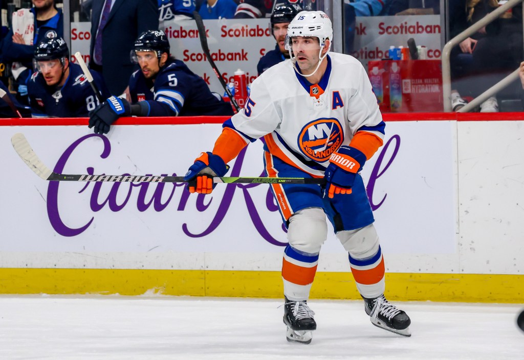The 36-year-old Cal Clutterbuck's Islanders contract expires after this season.