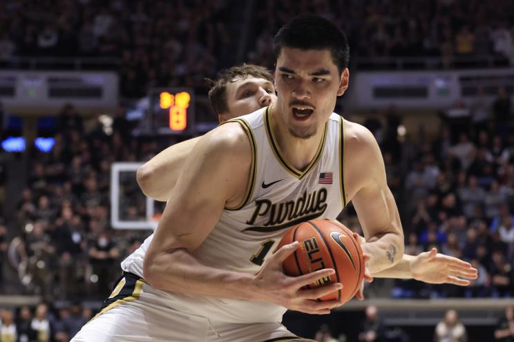 Zach Edey makes a move during Purdue's 105-96 over Northwestern.