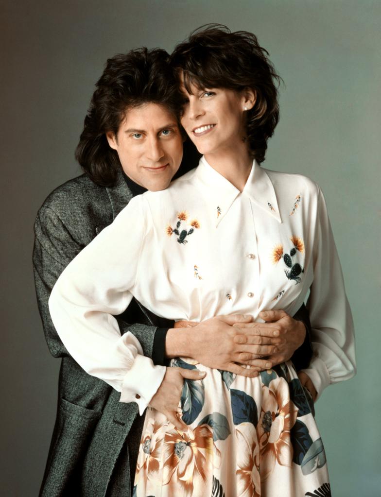 Richard Lewis and Jamie Lee Curtis pose for Season 1 of "Anyone But Love" in 1989.