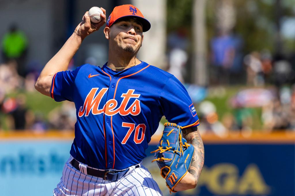 New York Mets starting pitcher Jose Butto throws in the first inning against the Houston Astros during Spring Training at Clover Park, Sunday, Feb. 25, 2024, in Port St. Lucie, FL. 