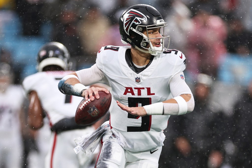 Desmond Ridder #9 of the Atlanta Falcons looks to throw