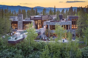 A tony Colorado mansion can soon be yours -- at acution.