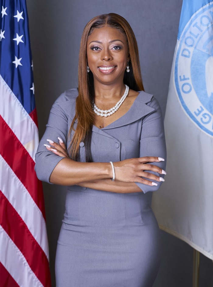 Tiffany Henyard is pictured in her official mayoral portrait.