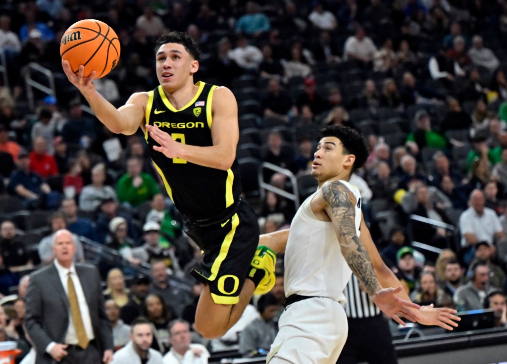 Jesse Zarzuela #2 of the Oregon Ducks leads strong guard play to the Big Dance. 