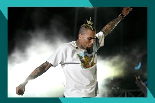 Chris Brown rocks out onstage?