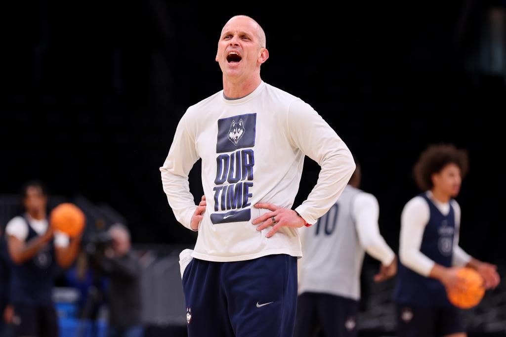 Dan Hurley is looking to lead UConn to back-to-back titles.