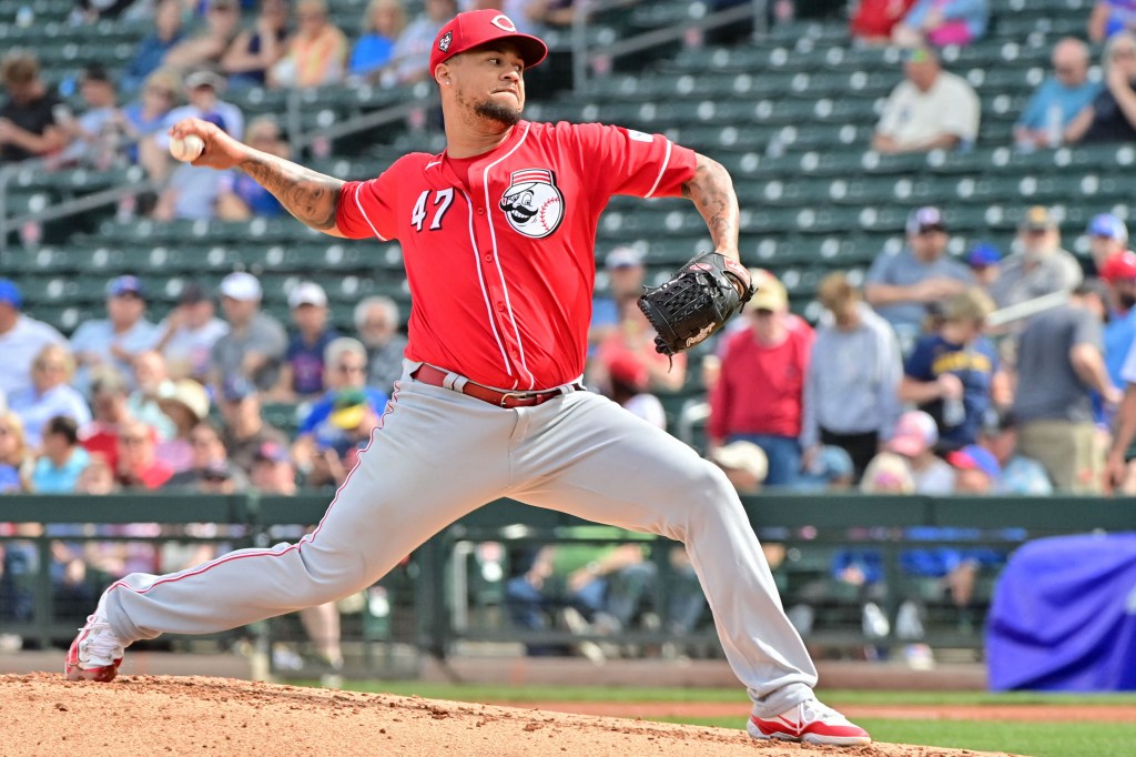 Frankie Montas, who was named the Reds' Opening Day starter, taught Yankees reliever Dennis Martina how to throw a cutter.