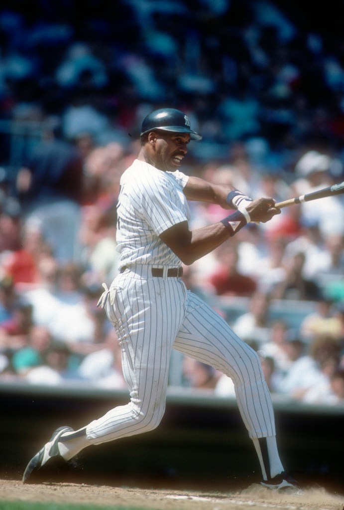 Dave Winfield bats during an Major League baseball game circa 1988 at Yankee Stadium in the Bronx.