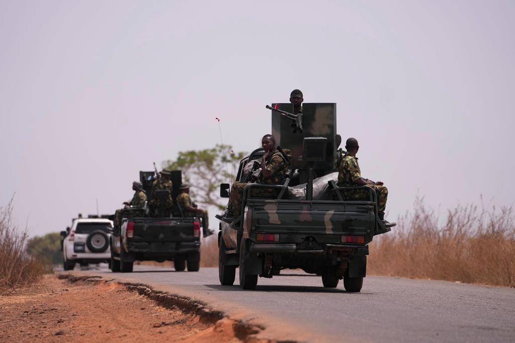 Nigerian army patrol near LEA Primary and Secondary School Kuriga