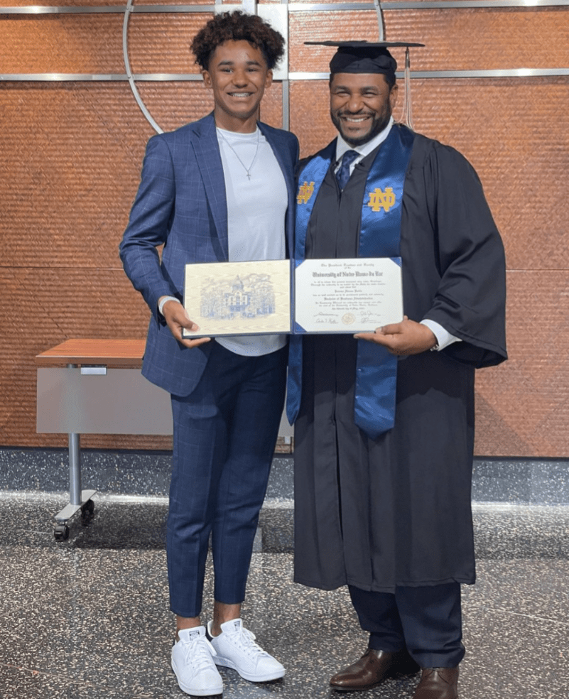 Jerome Bettis (r.) with son Jerome Bettis Jr. (l.) after graduating from Notre Dame in 2022.