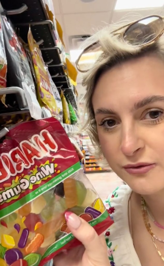 The expat filmed her clip inside of a supermarket and held up a packet of Haribo candy before she stated: "They [Americans] are more likely to do a snack like this rather than a chocolate bar. British people love a chocolate bar."