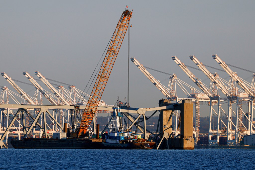 crane at bridge collapse