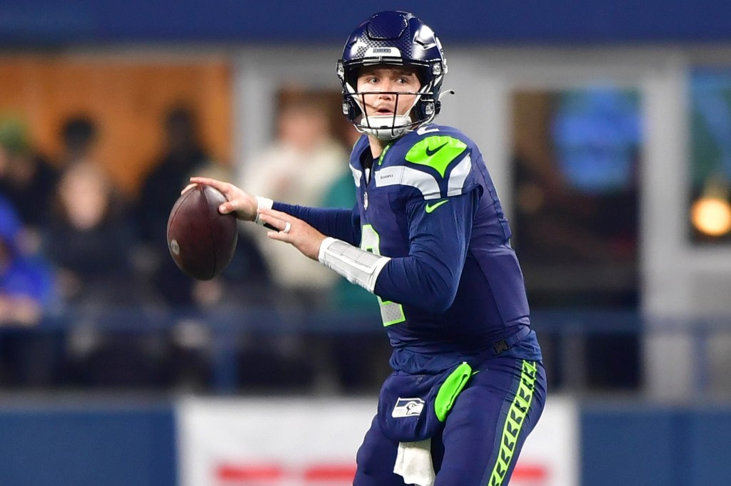 Drew Lock in action for the Seahawks in December 2023.