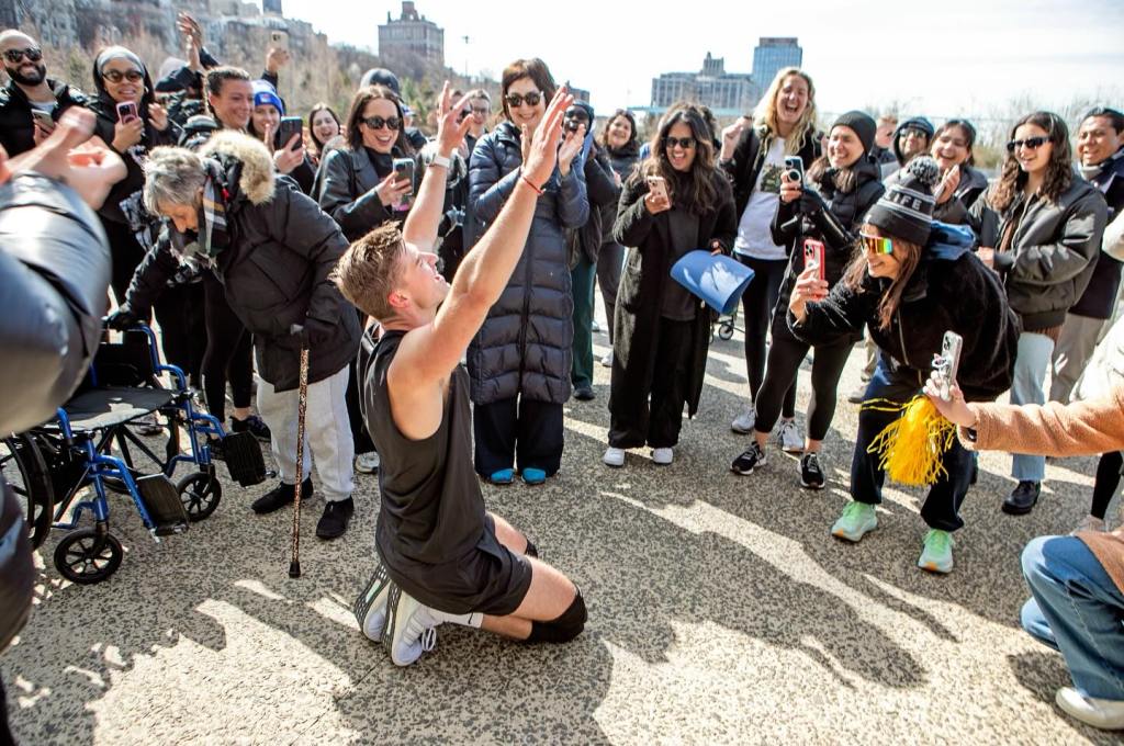 Fitness trainer lunges his way across New York City to claim two world records