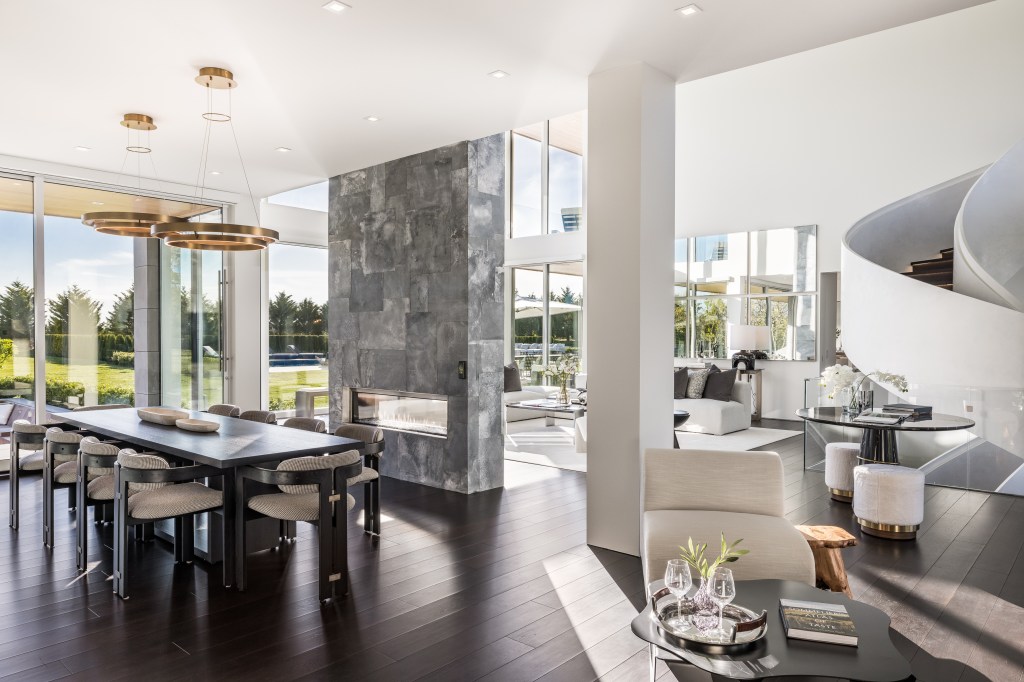 An open dining area is a prime gathering spot in the modern beach house. 