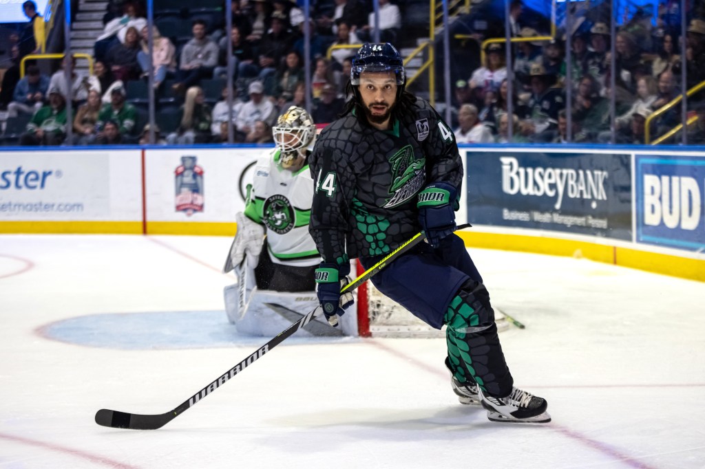 Josh Ho-Sang playing for the Florida EverBlades