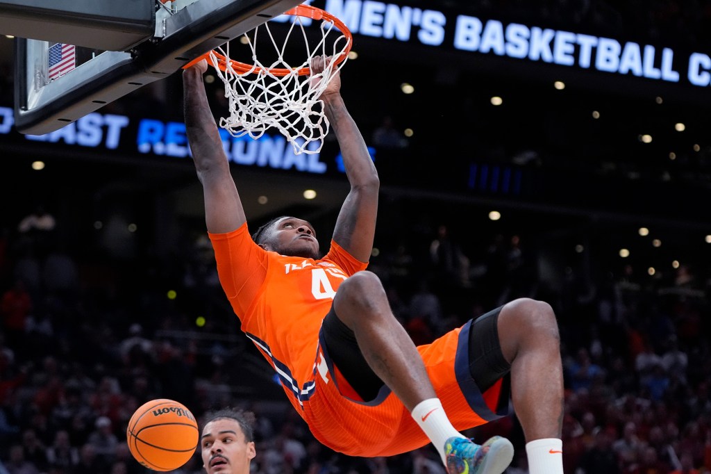 Dain Dainja slams home a dunk during Illinois win. The Illini reached the Elite Eight for the first time since their run to the national championship 19 years ago.