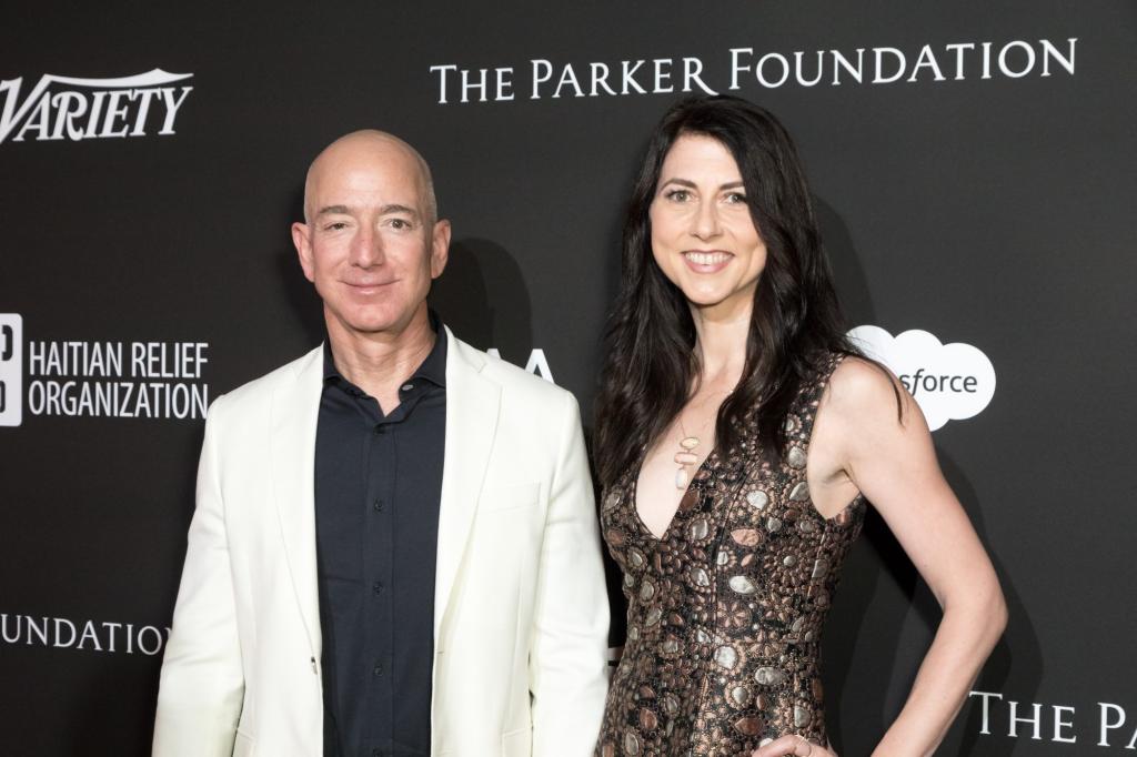 Jeff Bezos and MacKenzie Scott