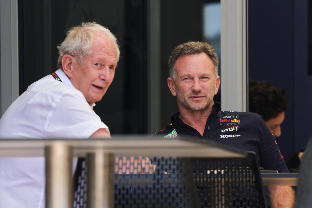 Christian Horner (r.) with Red Bull consultant Dr. Helmut Marko (l.)