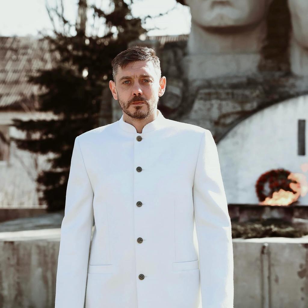 A Russian fashion label is rolling out a collection of $1,600-apiece jackets inspired by late Soviet dictator Joseph Stalin.