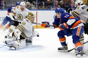 islanders bruins