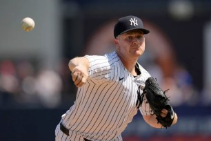 Expected Yankees' starter Clarke Schmidt testing things out in camp