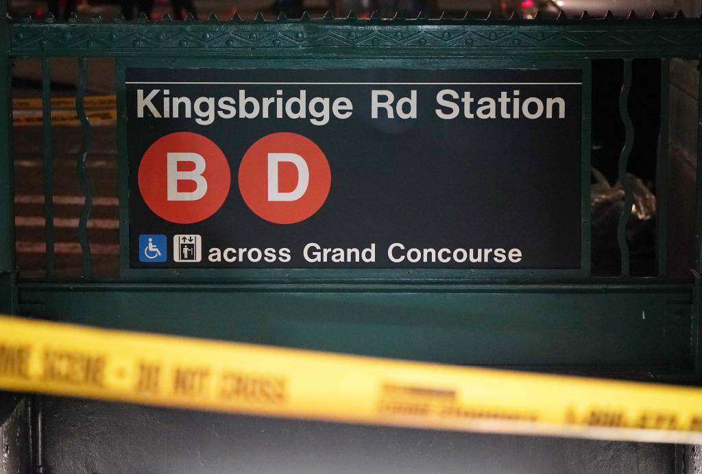 Although violent crimes such as this week's subway shooting garner lots of headlines, the most extreme crime — murder — is almost of zero risk for most New Yorkers. 