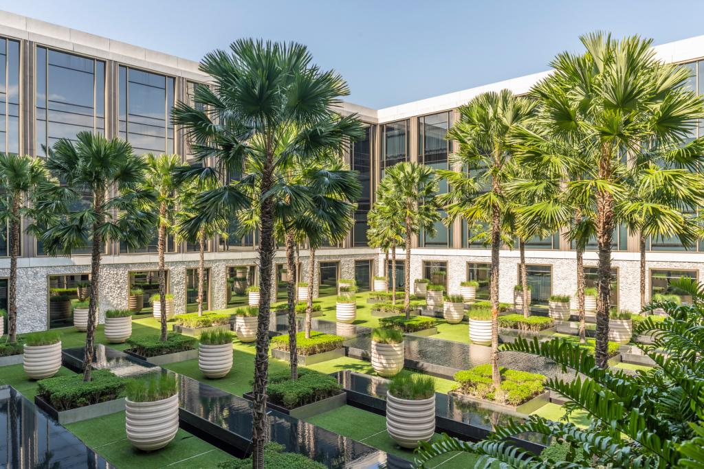 The palm courtyard at the Four Seasons Bangkok