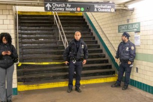 Teen struck by G train in Park Slope Brooklyn 