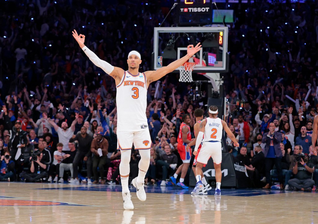 Josh Hart had 22 points and 13 rebounds in the Knicks Game 1 win over the 76ers. 