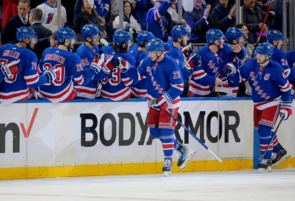 Jimmy Vesey and the Rangers have a 2-0 series edge vs. the Capitals.