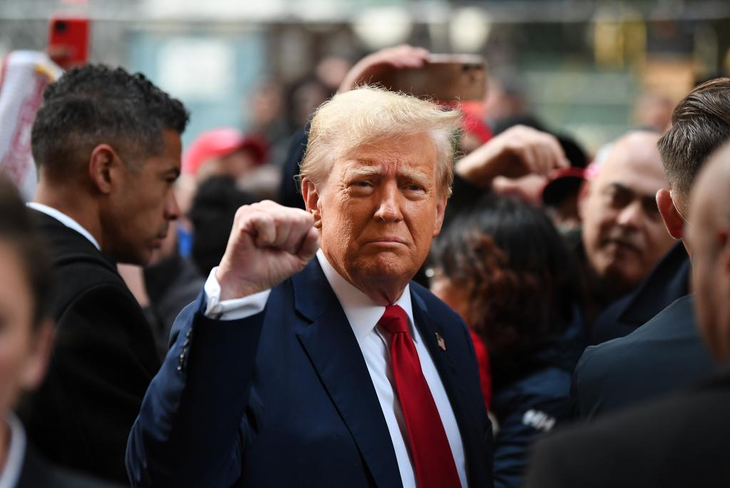 Trump meets with construction workers at the construction site of the new JPMorgan Chase headquarters in midtown Manhattan, Thursday, April 25, 2024.