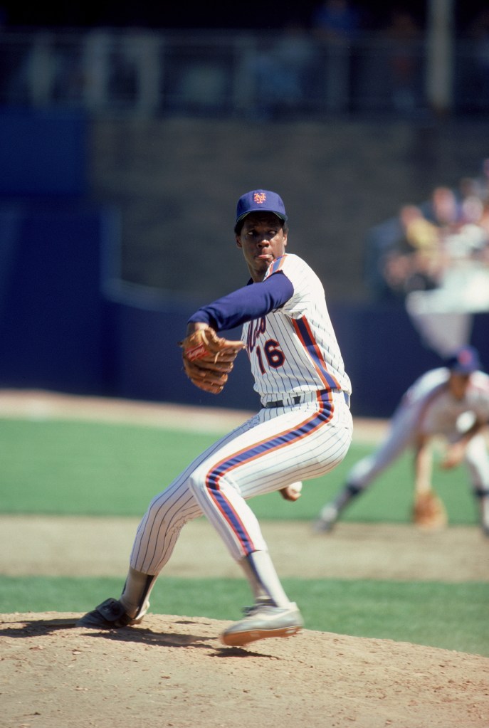 Dwight "Doc" Gooden pitching for the Mets in 1985