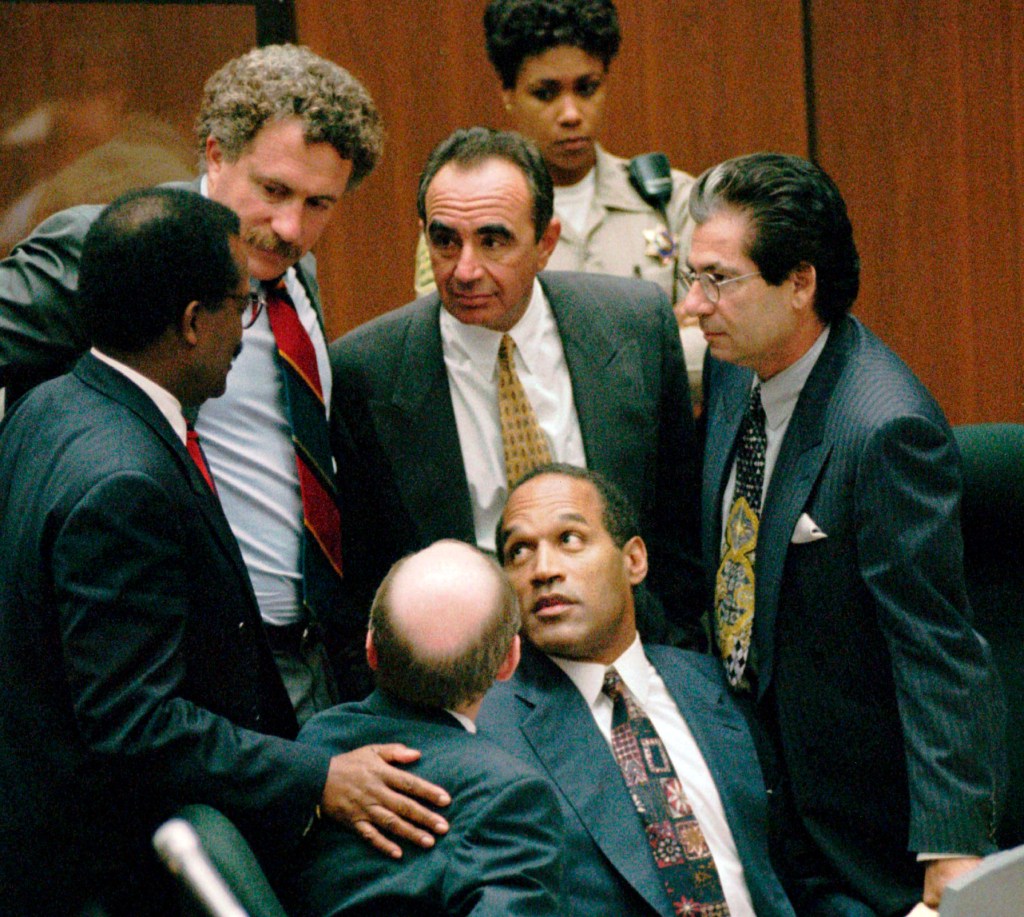 OJ Simpson with his defense team